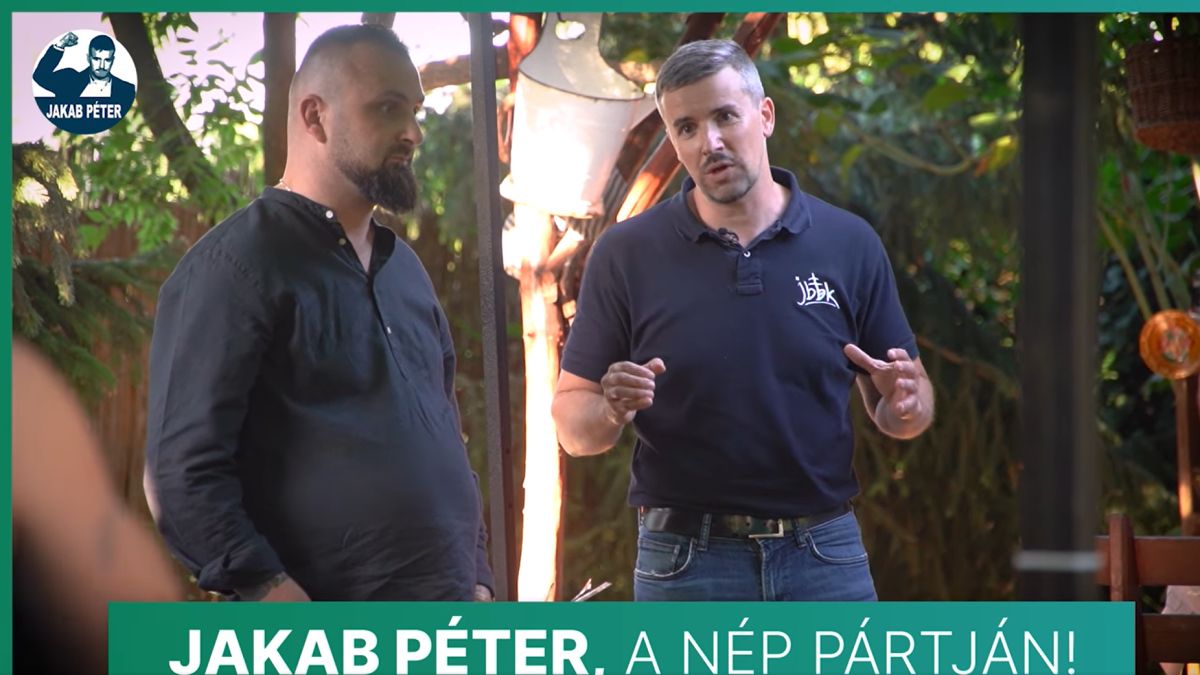 Jakab Péter földi mellett kampányol, sehol egy Jobbik-logó