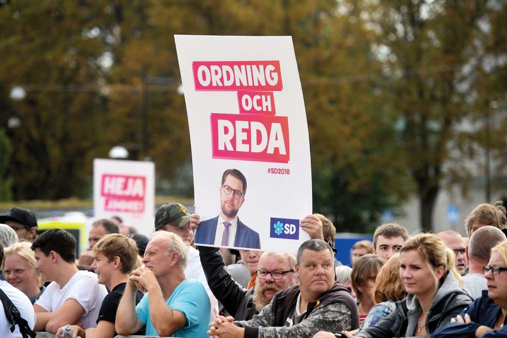 Jimmie Åkessonnak, a bevándorlásellenes Svéd Demokraták párt elnökének kampánygyűlése Motalában 2018. szeptember 6-án <br> Fotó: MTI  / EPA / TT / Fredrik Sandberg