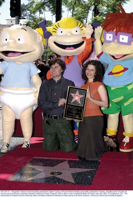 Csupó Gábor  és Arlene Klasky a hollywoodi hírességek sétányán elhelyezett csillaguk avatóján 2001-ben <br> Fotó: Mandiner-archív