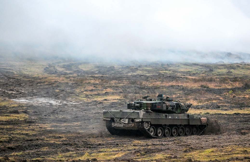 A háború köde – német Leopard 2A6 tank egy hadgyakorlaton <br> Fotó: AFP / Thomas Imo / Photothek / dpa Picture-Alliance