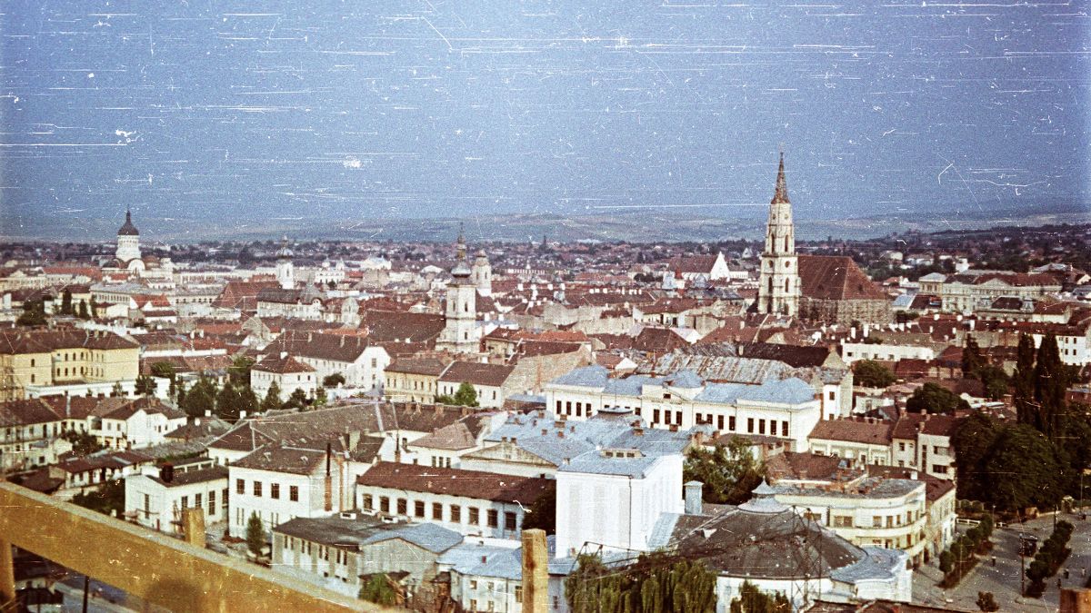 Rálépett Bukarest a külhoni magyar értelmiség és munkásosztály torkára – Erdélyi '56