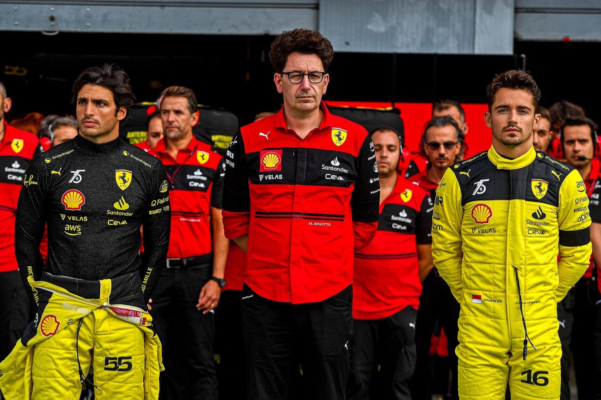 A képen: A Ferrari-gyár alapításának 75. évfordulóját ünnepelte a hétvégén a Ferrari, így az autó is kapott némi sárga festést, és a versenyzők ruházata is sárgára váltott erre a hétvégére. (Fotó: Scuderia Ferrari Press Office)