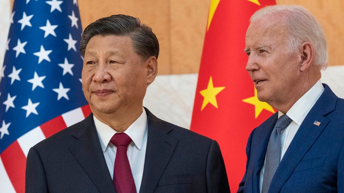 Hszi Csin-ping kínai és Joe Biden amerikai elnök kétoldalú találkozója a G20 csúcstalálkozója előtt. MTI/AP/Alex Brandon