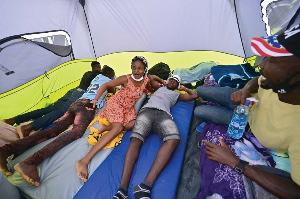 Haiti migránsok sátra a határ mexikói oldalán <br> Fotó: AFP / Pedro Pardo