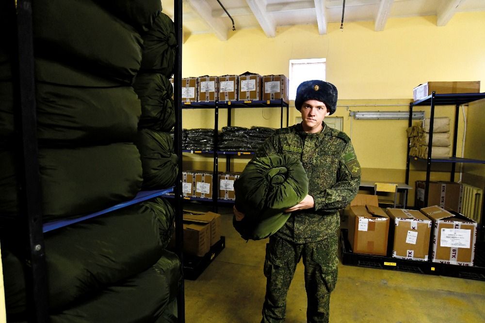 Orosz katona Rosztovban <br> Fotó: AFP/Arkady Budnitsky/Anadolu Agency