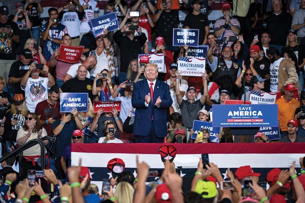 Donald, a sztár Pennsylvaniában: a volt elnök által támogatott republikánusoké az előny <br> Fotó: AFP / Ed Jones