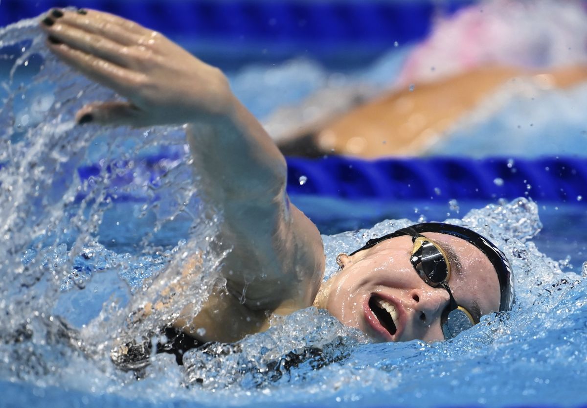Késely Ajna a női 800 méteres gyorsúszás döntőjében a rövid pályás úszó-világbajnokságon Abu-Dzabiban 2021. december 18-án. A magyar versenyző a nyolcadik helyen végzett. MTI/Kovács Tamás