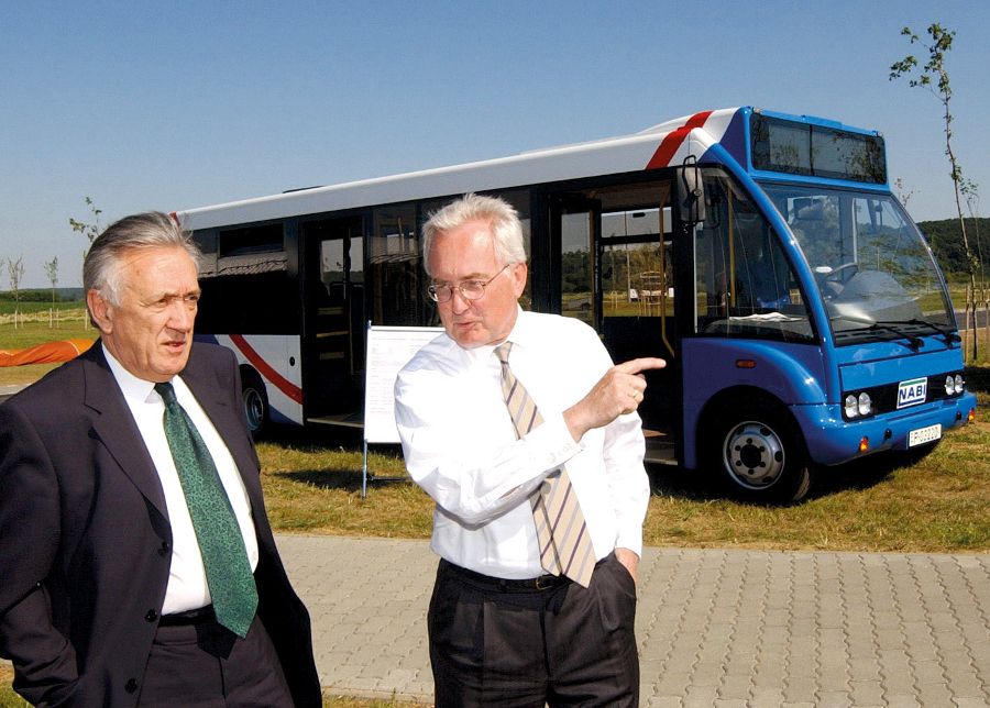 Kovács Lászlóval az MSZP elnökével 2002-ben <br> Fotó: MTI/Láng Róbert