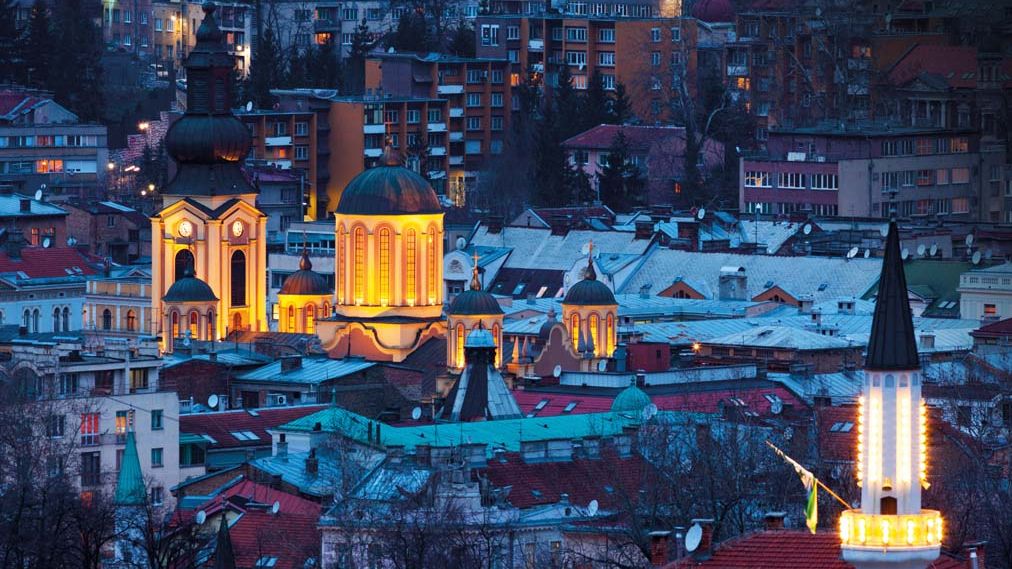 Templom és mecset Szarajevóban. Fotó: Shutterstock