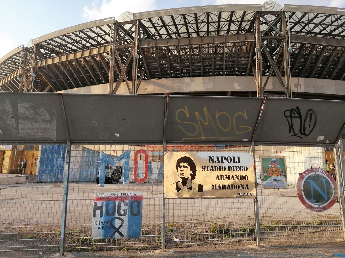 A stadion nem épp korszerű, viszont annál hangosabb Fotó: Czövek Oszkár