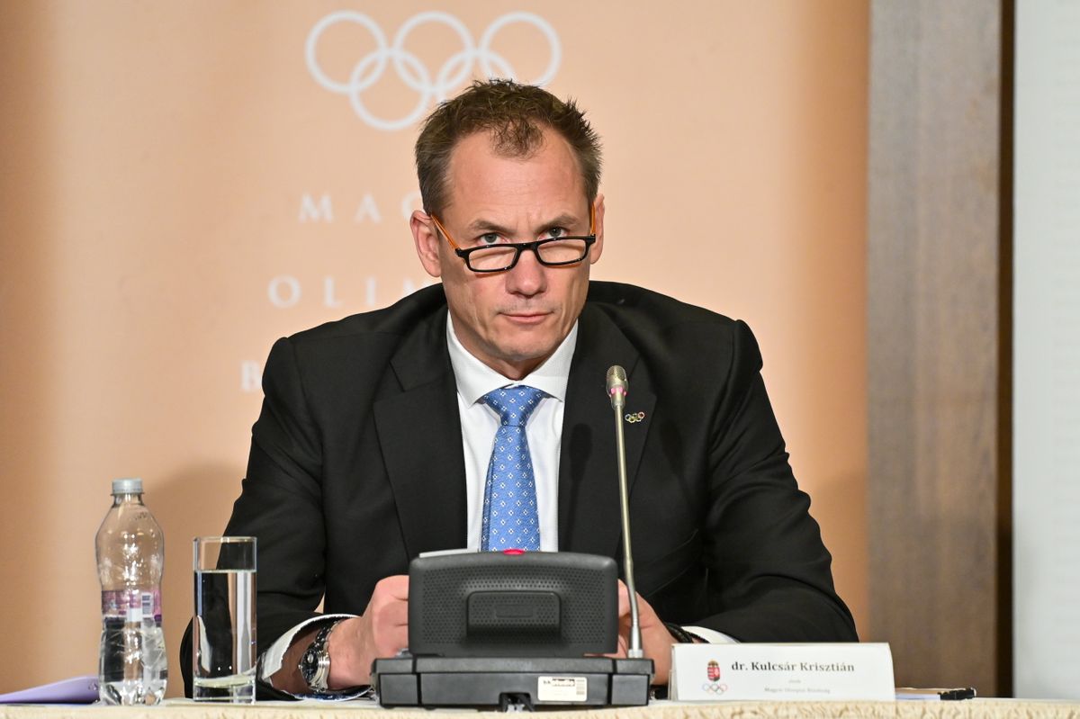 Kulcsár Krisztián, a Magyar Olimpiai Bizottság (MOB) elnöke a bizottság rendkívüli közgyűlésén Budapesten, a Larus Rendezvényközpontban 2021. december 30-án. MTI/Illyés Tibor