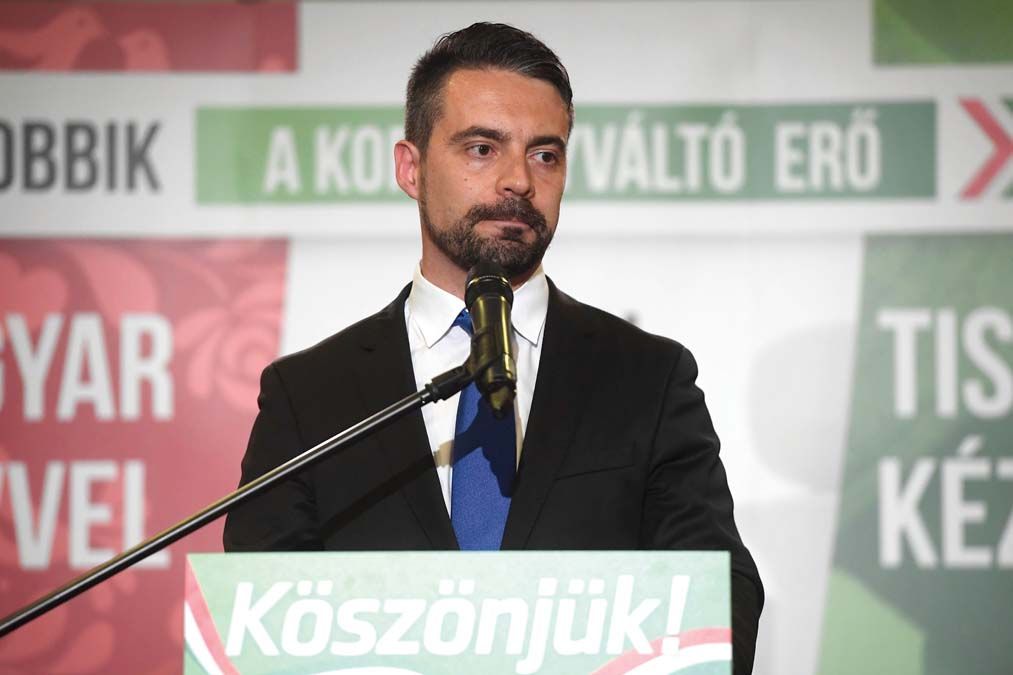 Vona Gábor elnök sajtótájékoztatót tart a párt választási  eredményváró rendezvényén 2018-ban<br>Fotó: MTI / Kovács Tamás