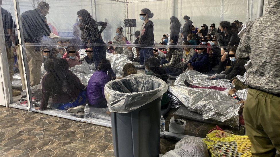 A CBP márciusban készített képei a Donnaban található táborról.