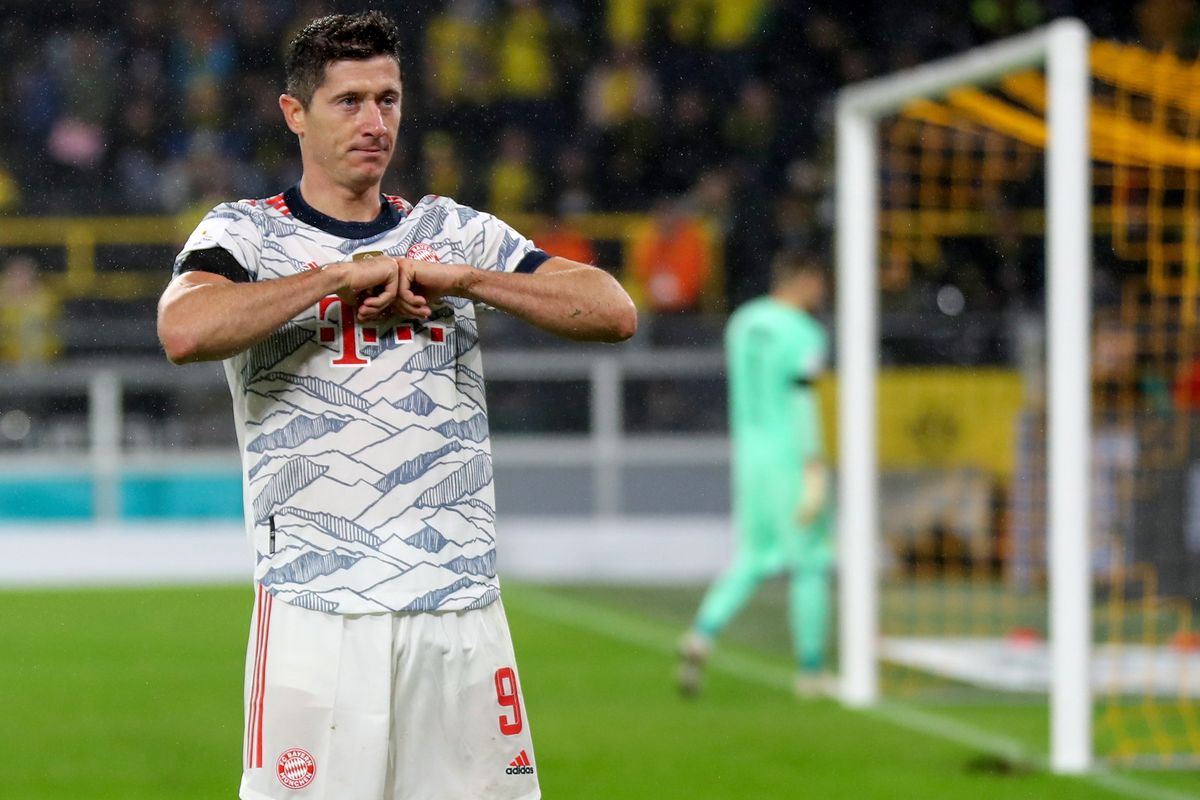 Robert Lewandowski idén ősszel is sokszor bemutathatta gólörömét. Fotó: MTI/EPA/Friedemann Vogel
