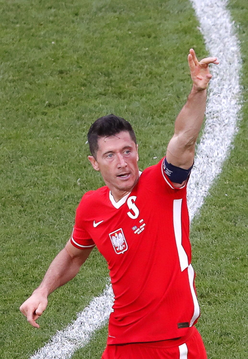 A világ legjobb csatára, Robert Lewandowski jelzi: ott leszünk a világbajnokságon. Fotó: MTI/EPA pool/Makszim Semetov