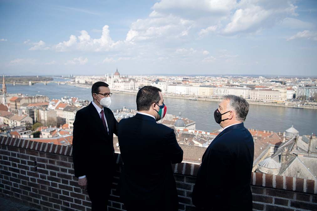 Jobboldali reneszánsz. Mateusz Morawiecki, Matteo Salvini és Orbán Viktor április 1-jén Budapesten. <br>Fotó: MTI / Miniszterelnöki Sajtóiroda / BenkőVivien Cher