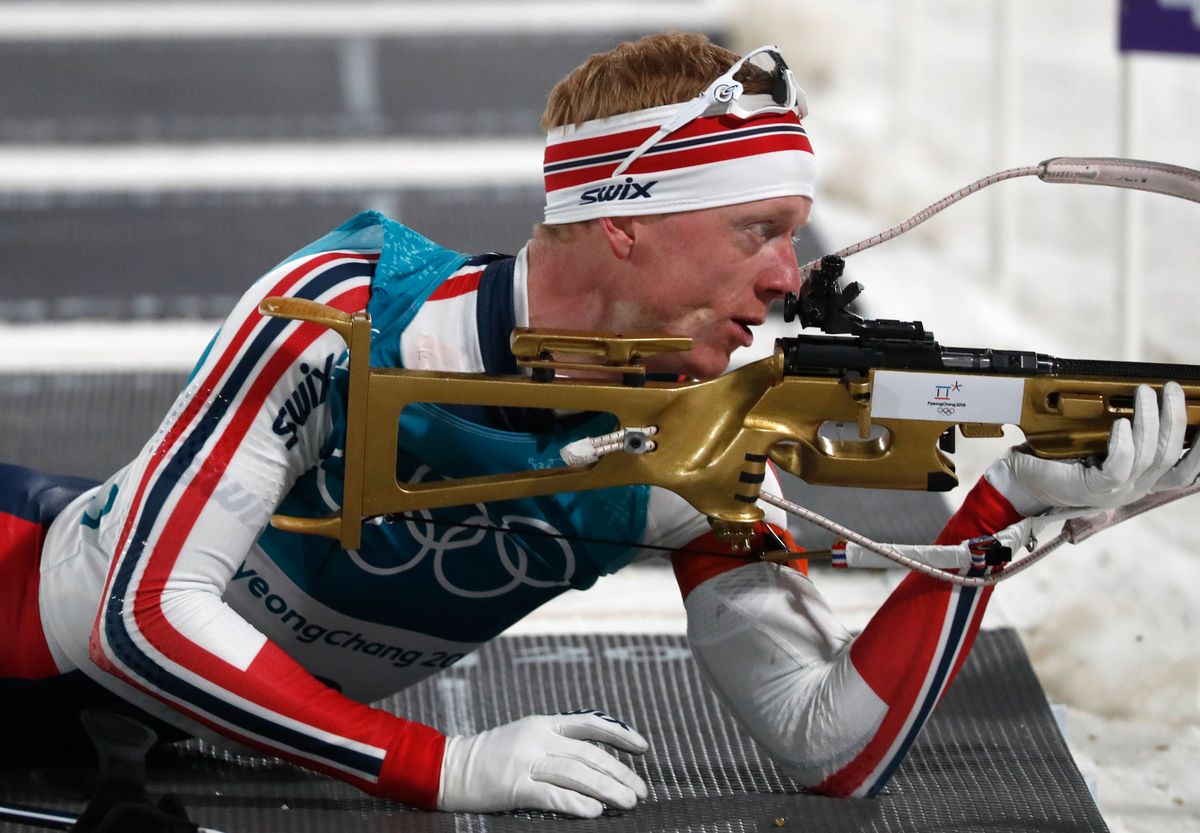 A norvég Johannes Thingnes Bö az egyetlen a négy évvel ezelőtti férfi egyéni olimpiai bajnokok közül, aki nem vonult vissza, vagyis címet védhet. Fotó: MTI/EPA/Dzson Hon Kjun