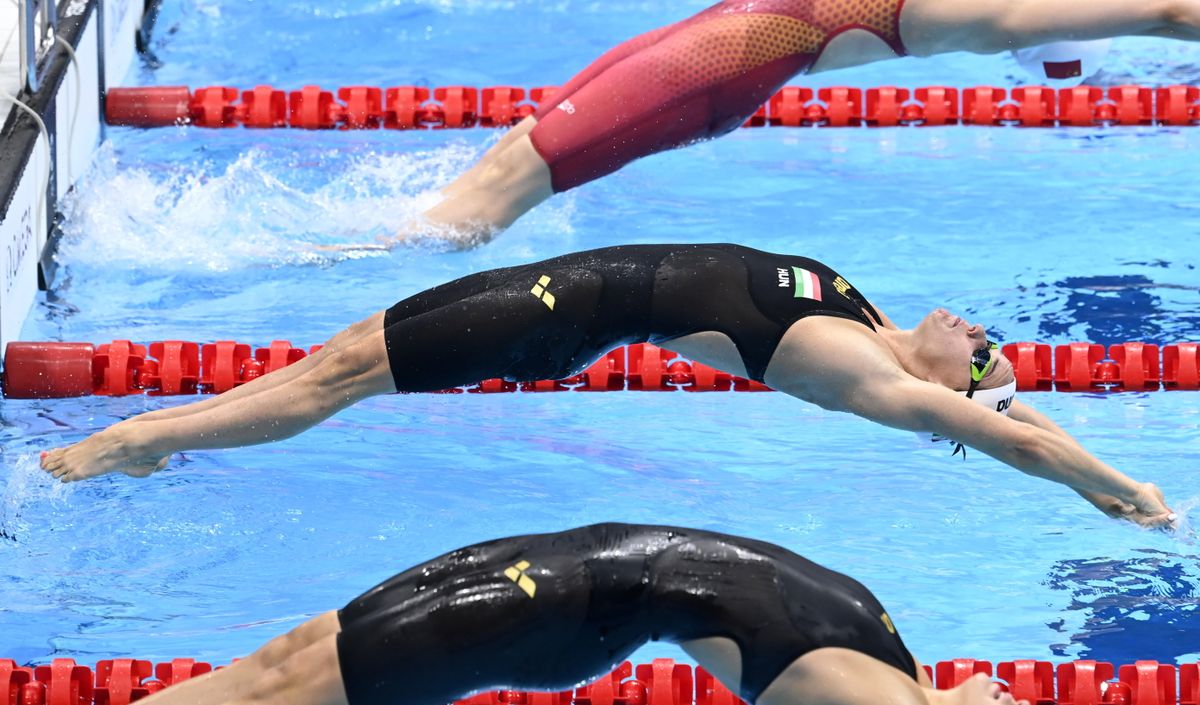 Burián Katalin a női 200 méteres hátúszásban a tizedik helyen végzett a tokiói olimpián. A rövid pályás úszó Európa-bajnokságon pedig betegséggel küszködve lett hetedik Kazanyban. MTI/Kovács Tamás