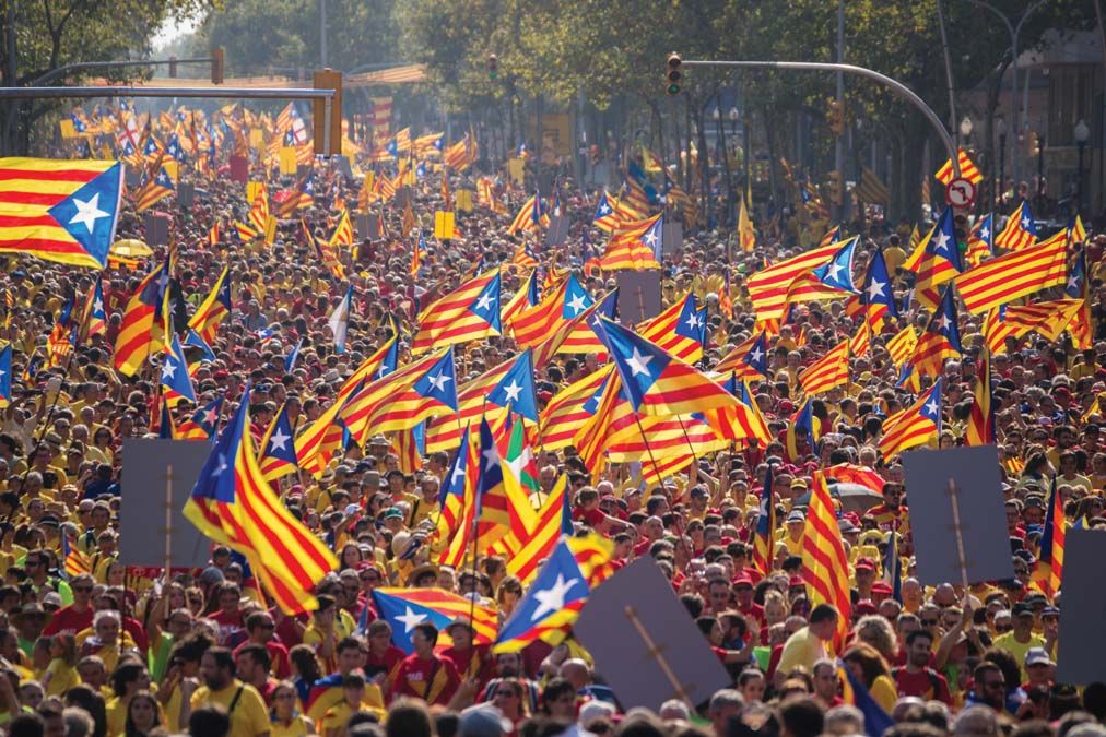 Katalán tömegtüntetés Barcelonában. <br> Fotó: Shutterstock