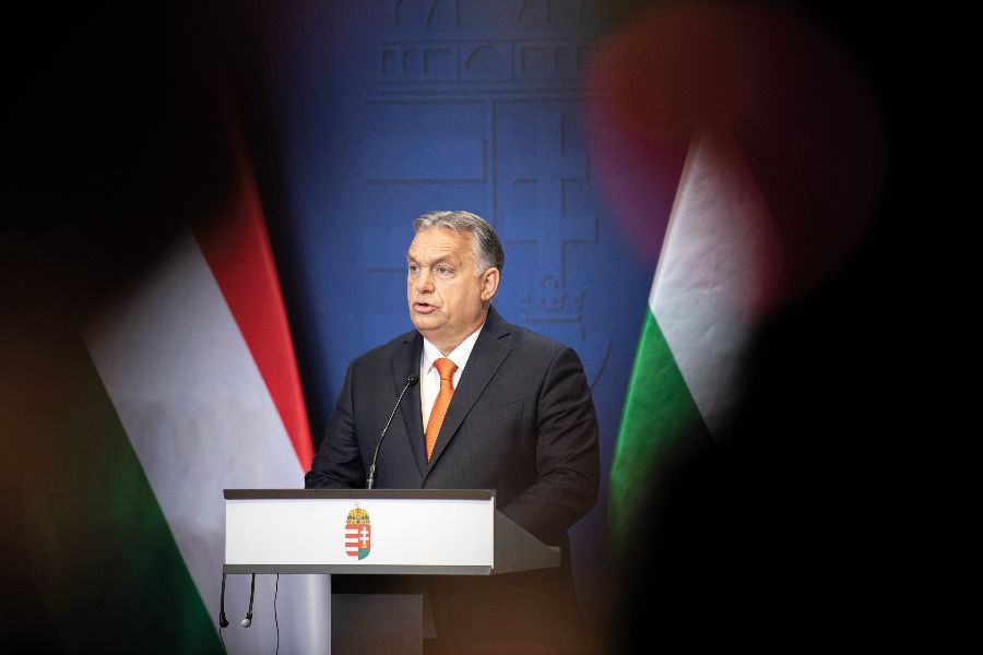 Orbán Viktor bejelentette, hogy hét alapvető élelmiszerre ideiglenesen árszabályozást vezetnek be <br> Fotó: MTI/Benkő Vivien Cher,