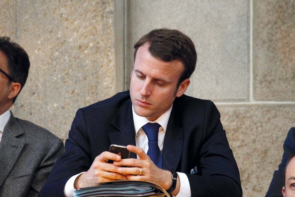Macron francia elnök mobilt és jelszavakat cserélt a Pegasus-ügy nyomán. <br> Fotó: Reuters / Ludovic / Pool / ABACAPRESS.COM  