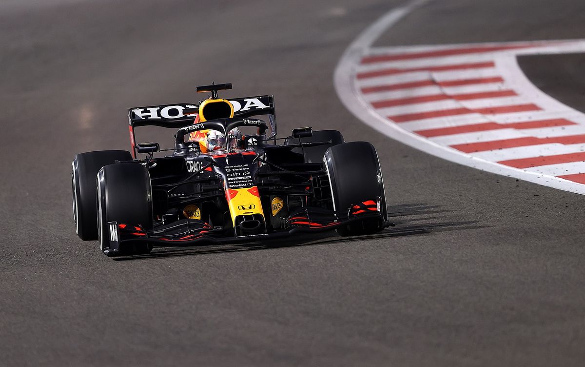 Max Verstappen úton a világbajnoki cím felé a 2021-es Abu-dzabi Nagydíjon. Fotó: Lars Baron/Getty Images / Red Bull Content Pool  