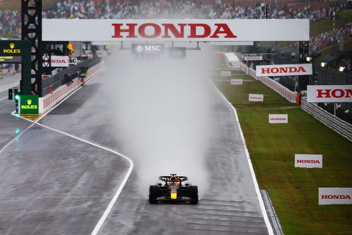 A képen: Verstappen komoly fölénnyel nyert a Honda hazájában (Fotó: Mark Thompson/Getty Images/Red Bull Content Pool)