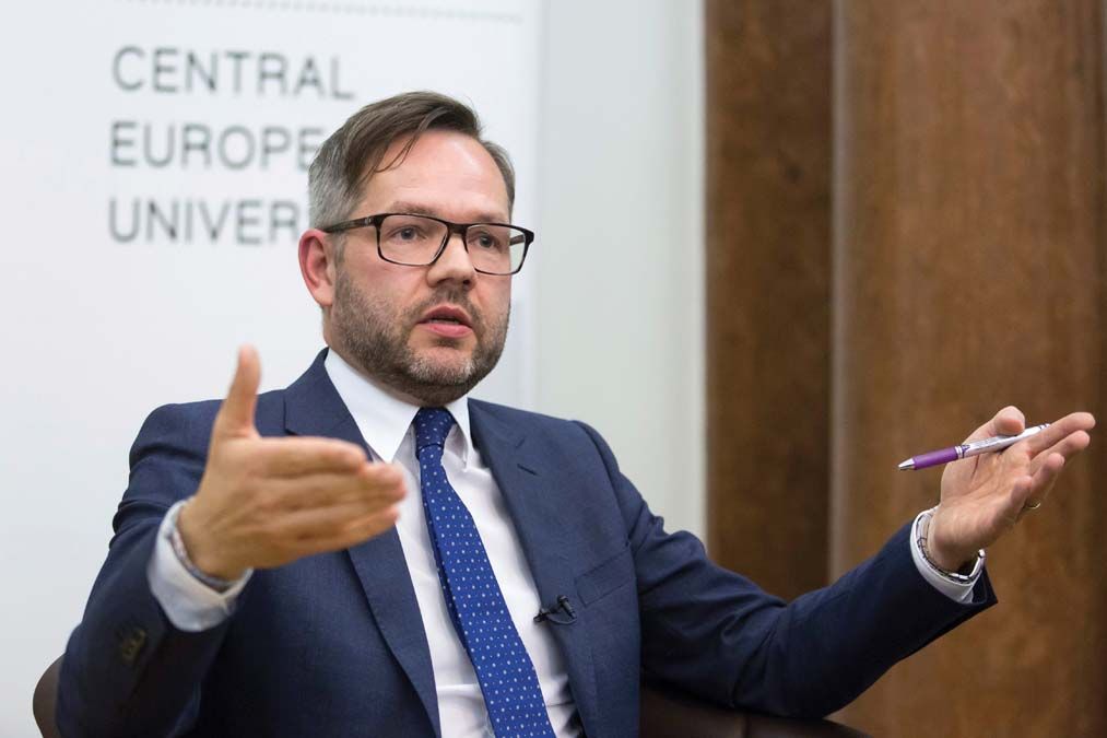 Michael Roth, az európai ügyekért felelős német külügyi államminiszter a CEU-n. <br> Fotó: MTI / Mohai Balázs