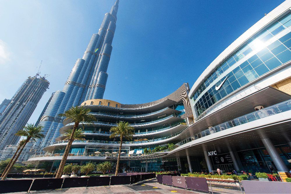 Dubaj: a világ legnagyobb plázája a világ legmagasabb tornya alatt <br> Fotó: Shutterstock