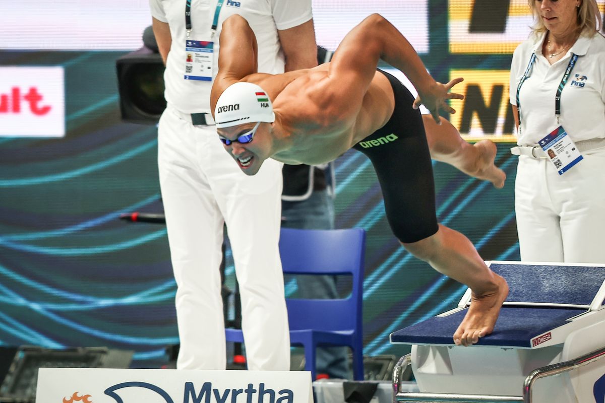 Szabó Szebasztián remek idővel jutott a férfi 50 méteres pillangóúszás vasárnapi döntőjébe a vizes világbajnokságon a Duna Arénában. Fotó: Trenka Attila