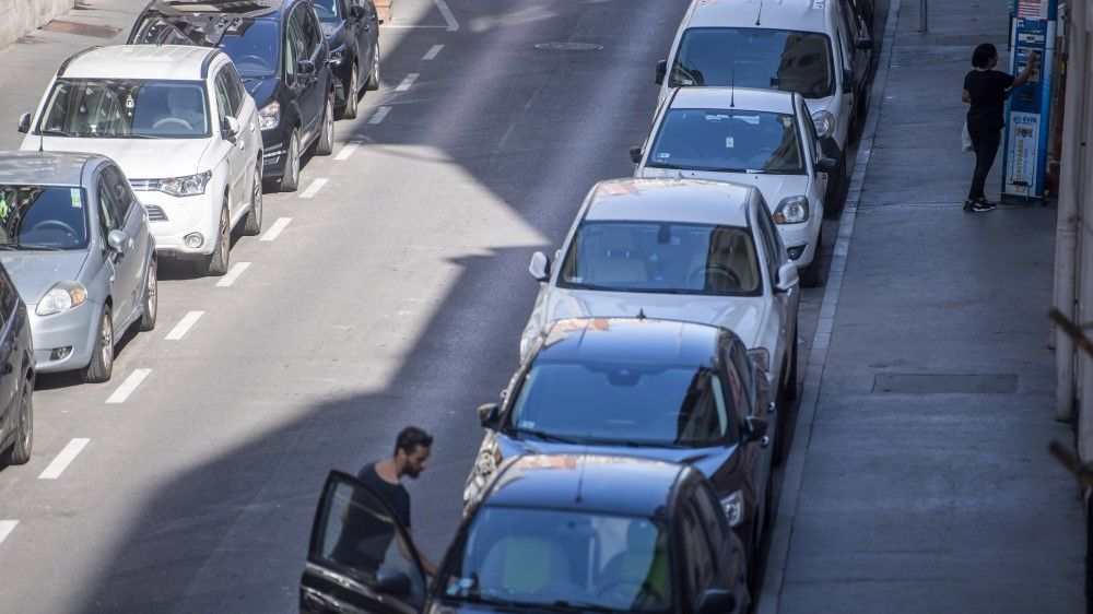 Korábban 175 és 525 forint között mozogtak a parkolási díjak, ma már akár 600-at is ki kell csengetni óránként (Fotó: MTI/Balogh Zoltán)