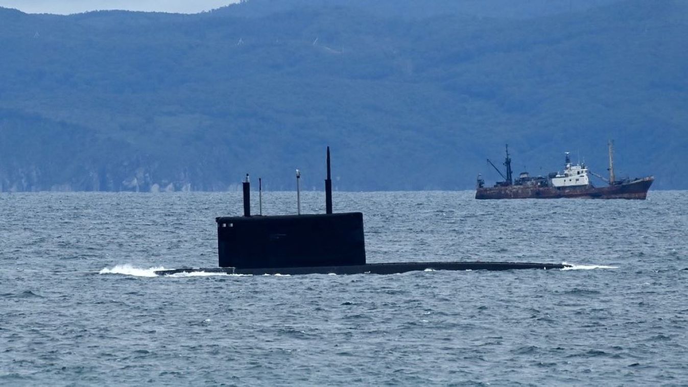 A Russian submarine takes part in the 'Vostok-2022' military exercises at the Peter the Great Gulf of the Sea of Japan outside the city of Vladivostok on September 5, 2022. 