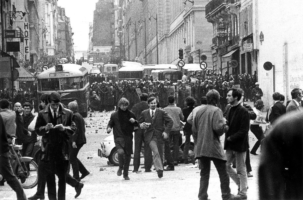 PARIS - MAI 68
Evénements de mai-juin 1968 - Manifestation du 6 mai 1968 au Quartier Latin. La rue Saint-Jacques. Paris.    RV-357415 DET.I (Photo by  Roger-Viollet / Roger-Viollet via AFP)