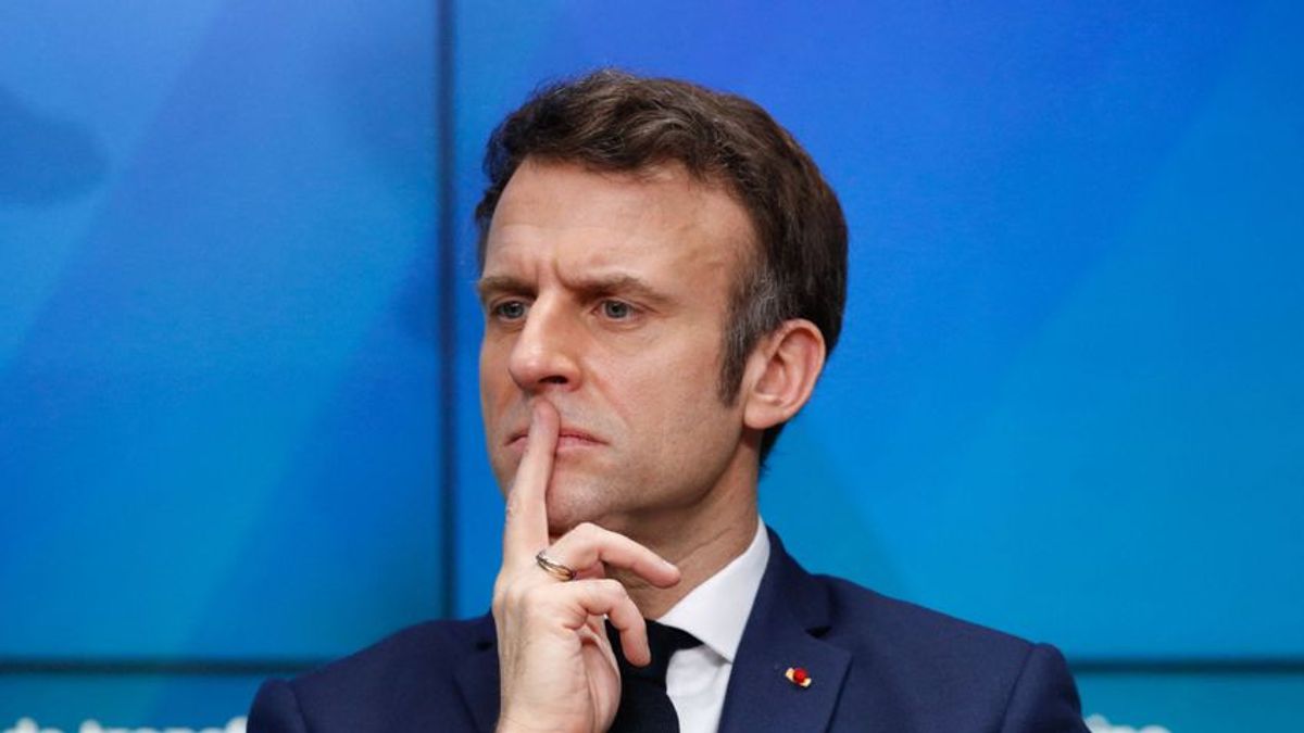 Politico: Macron Ukrajna-politikája 180 fokos fordulatot vett