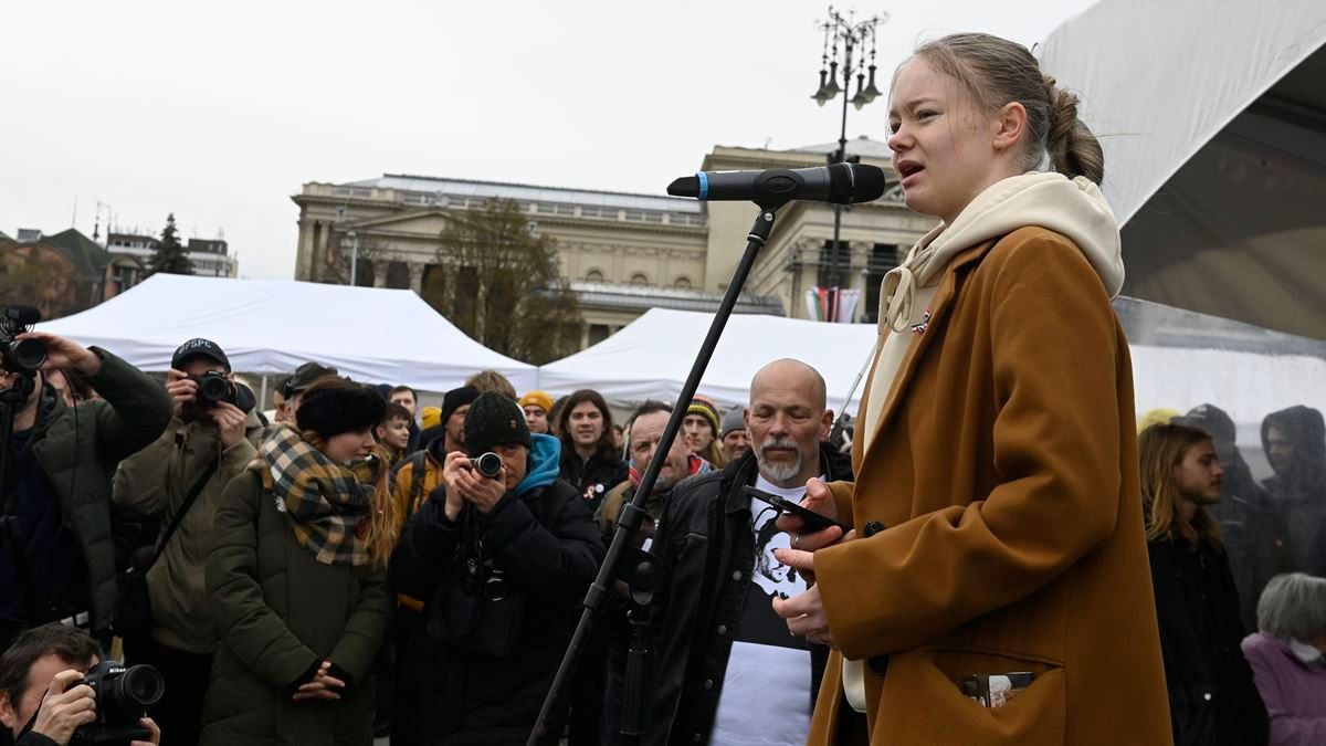 A nyári szünetben senki sem aggódott az oktatásért?