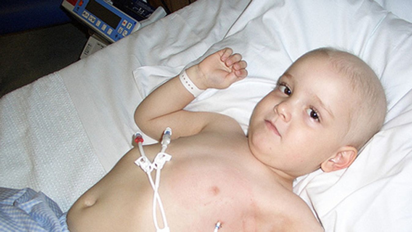 11 millió forint a daganatos gyermekek rehabilitációjára