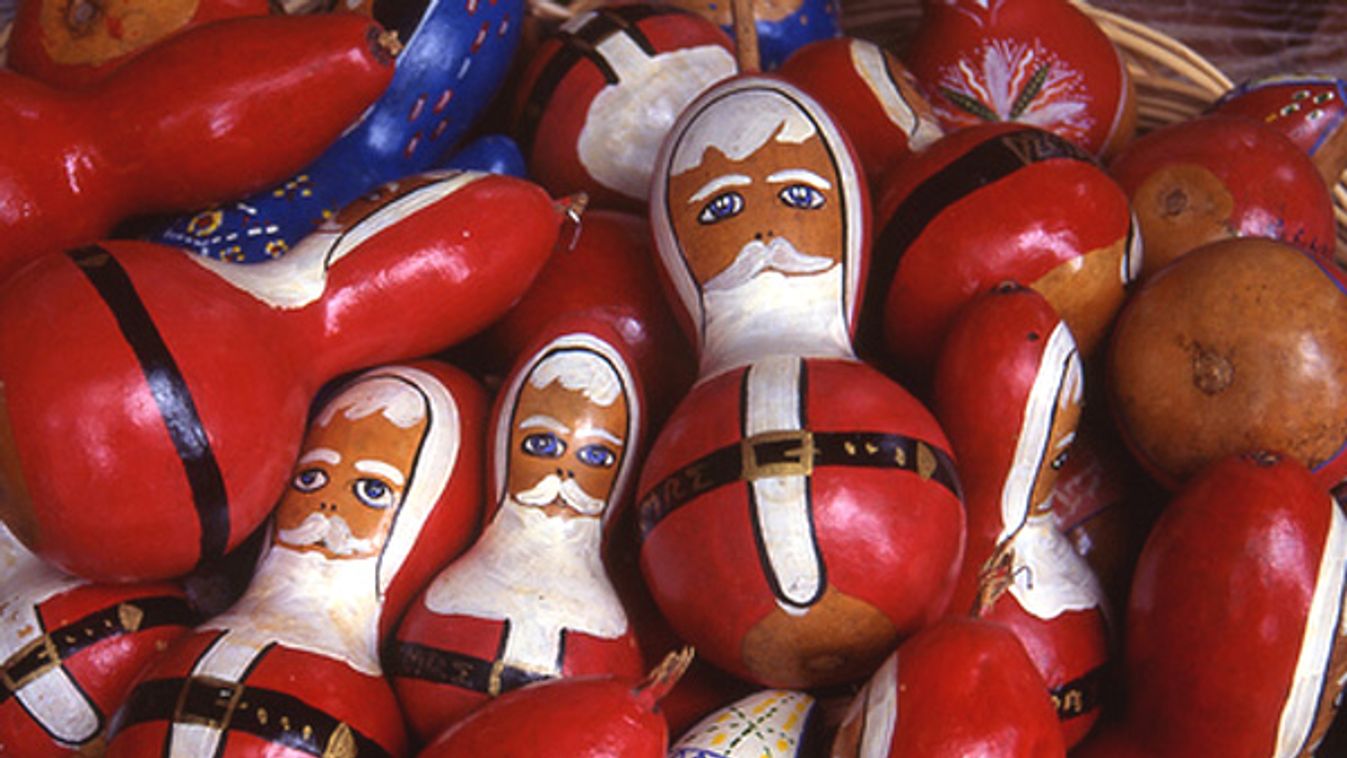 A vízcsapból is Santa Claus