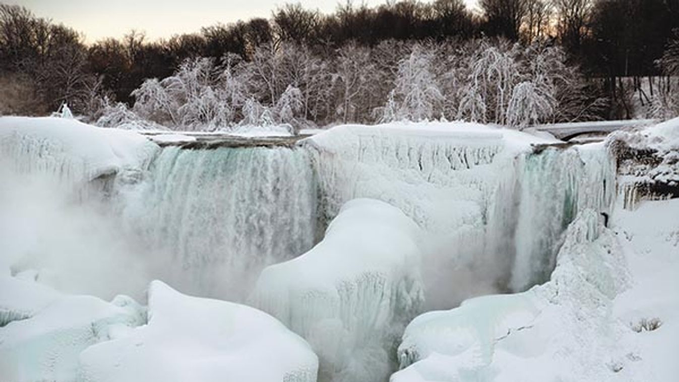 Frozen Niagara Falls