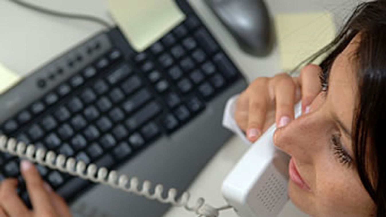 Telefonnal a depresszió ellen