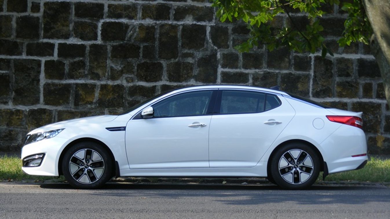 Kia Optima Hybrid - Leesik az állad