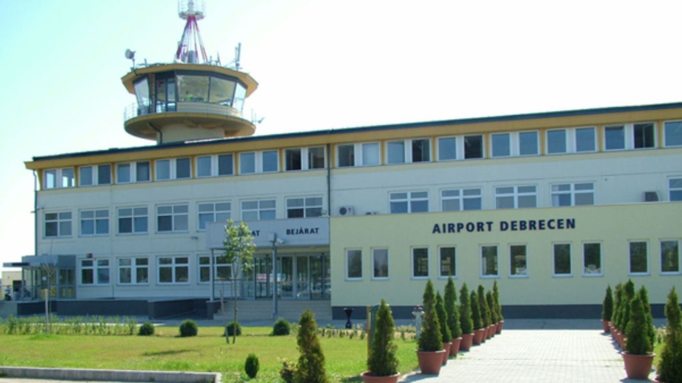 Debrecen türelmes a reptér ügyében