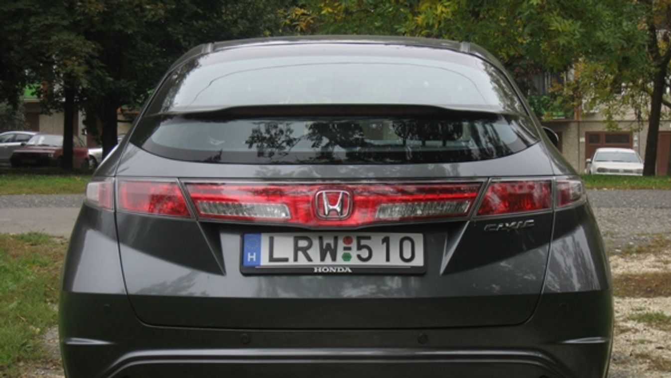 Honda Civic 1.8: több ezer éves sólyom