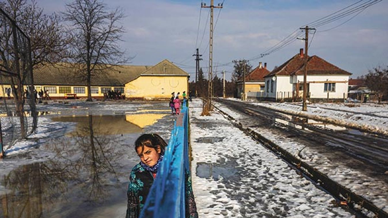 Pillangók a fagyban - Kikapaszkodhat-e a falu sáros nyomorából?