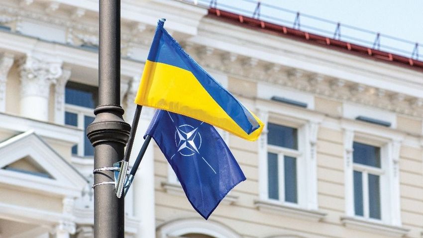 ukrán zászló, NATO