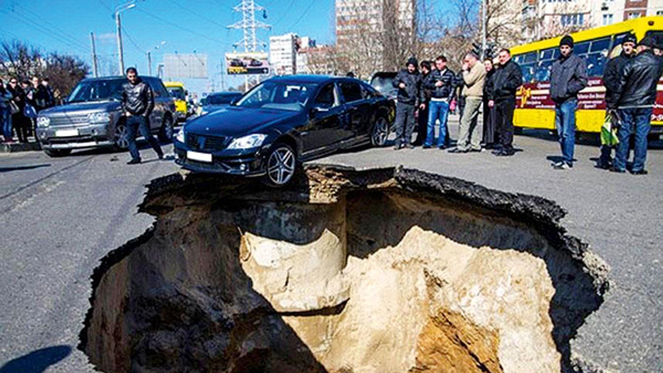 Egy hely, ahol bármikor eltűnhet a lábunk alól a talaj