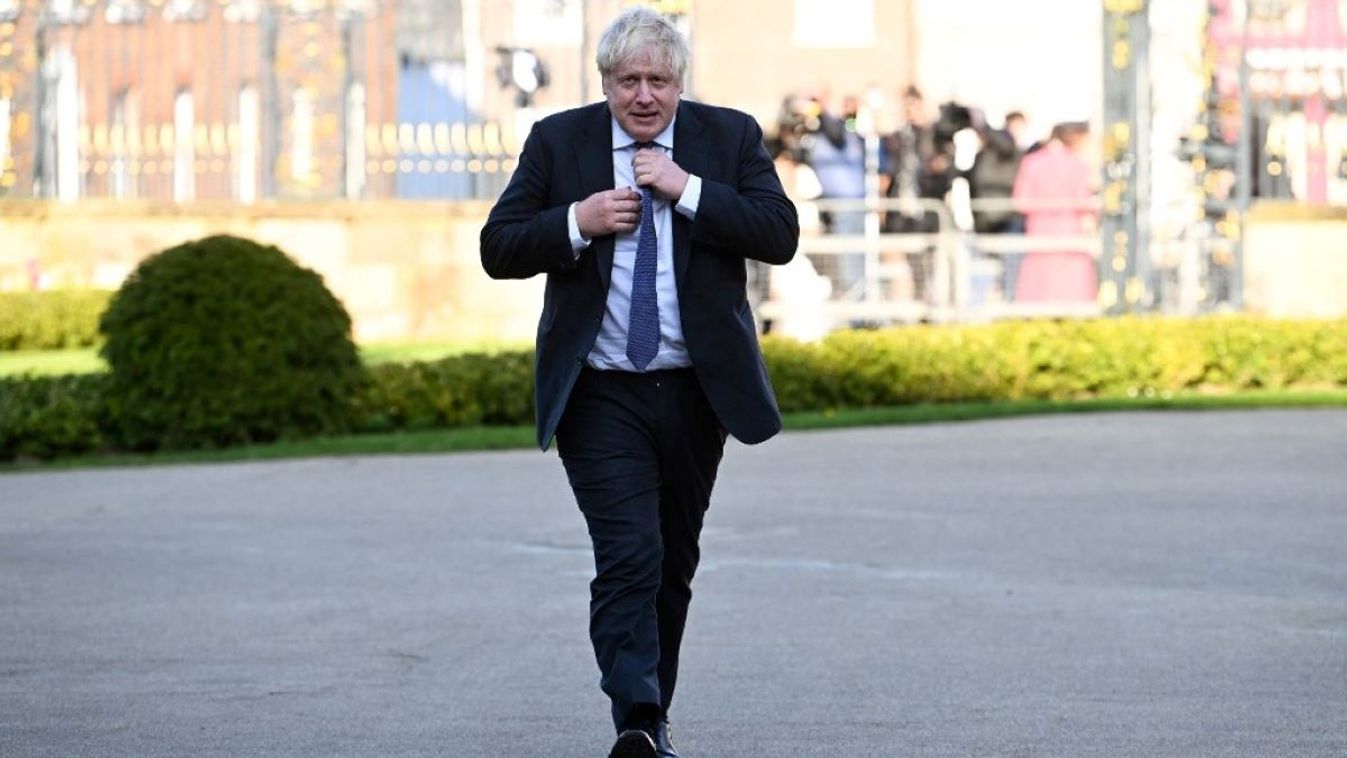 Britain's former Prime Minister Boris Johnson arrives for the closing gala on the final day of a conference to mark the 25th anniversary of the Good Friday Agreement, in Belfast on April 19, 2023.