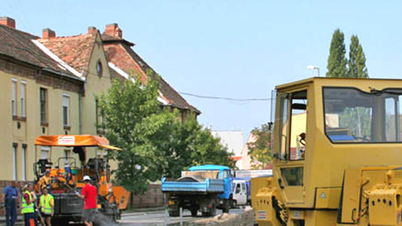 Lezárják Szeged fő közlekedési csomópontját