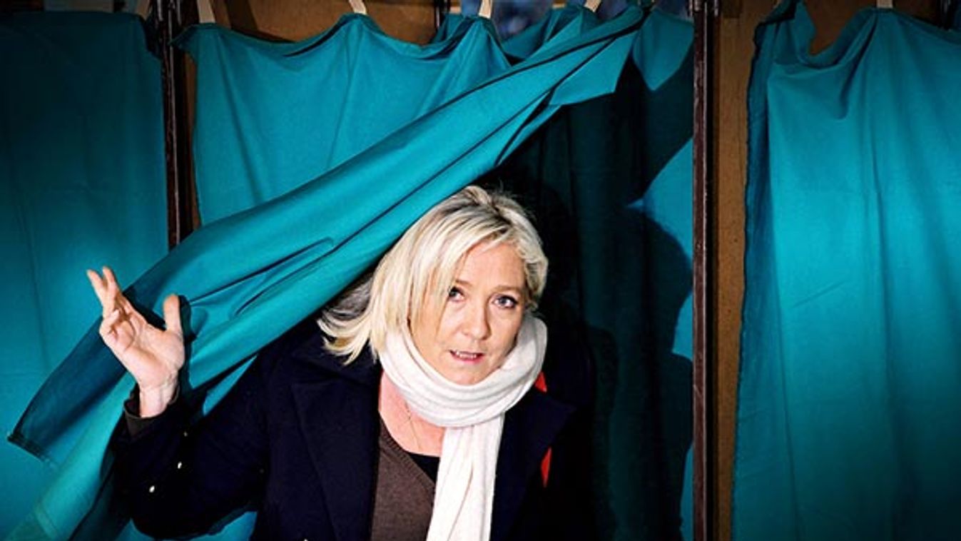 Marine Le Pen as FN leads in regional elections