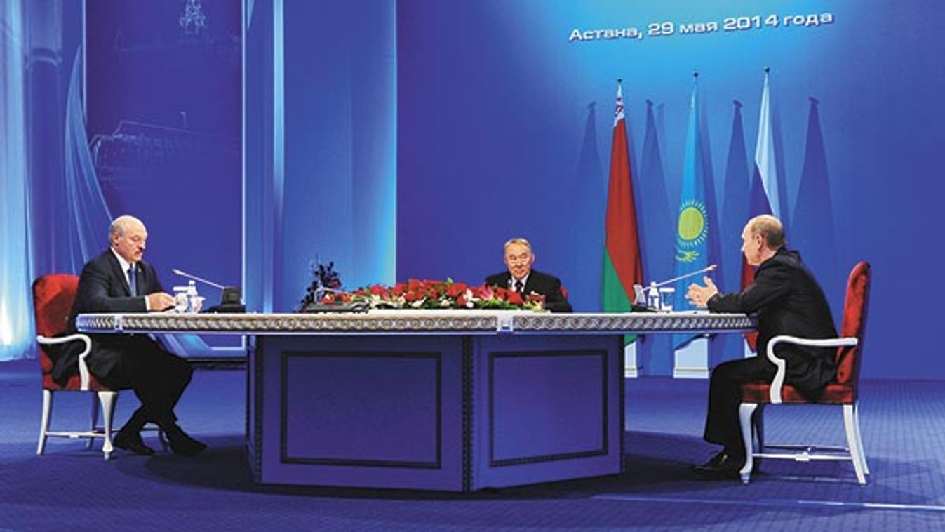 Vladimir Putin visits Kazakhstan, attends Supreme Eurasian Economic Council meeting