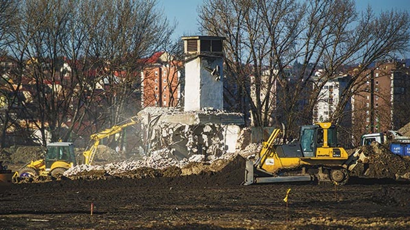 Mérgező és tűzveszélyes